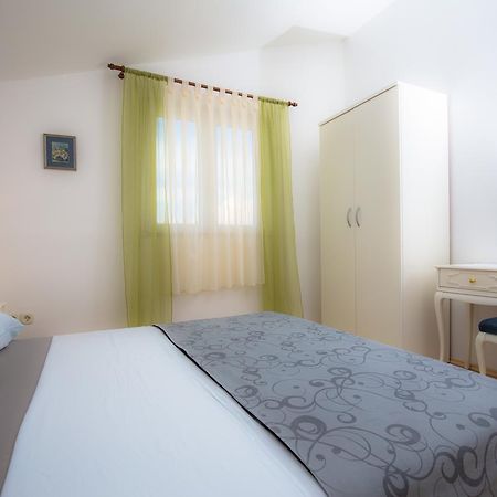 Apartment Family Vodice Ngoại thất bức ảnh